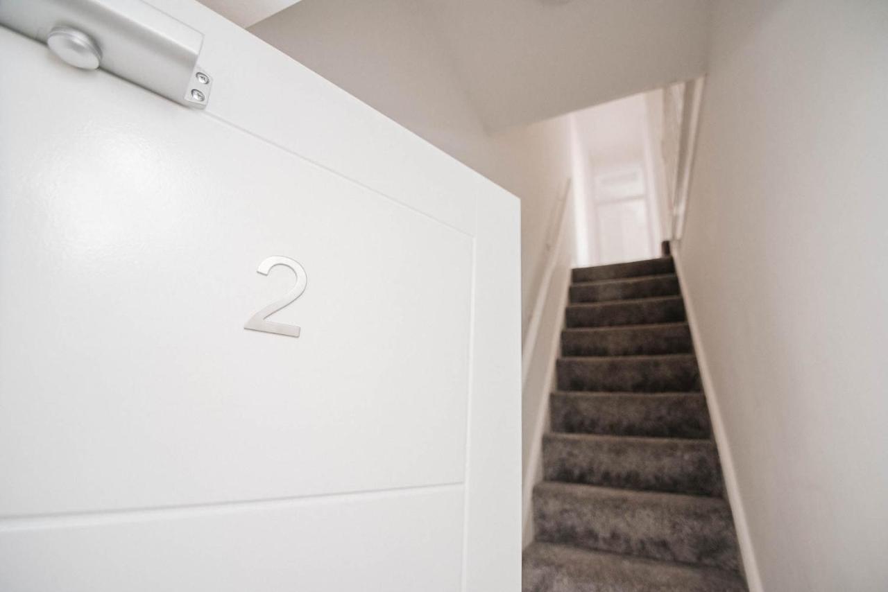 Florence Avenue, Apartment 2 ดอนคาสเตอร์ ภายนอก รูปภาพ